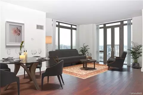 175 Huguenot St #2207, New Rochelle, NY 10801