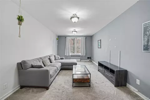 Living - 29 Abeel St #3A, Yonkers, NY 10705 photo 2 of 5