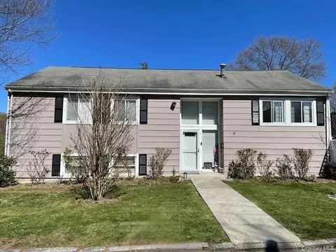31 Kipling St, Greenburgh, NY 10530