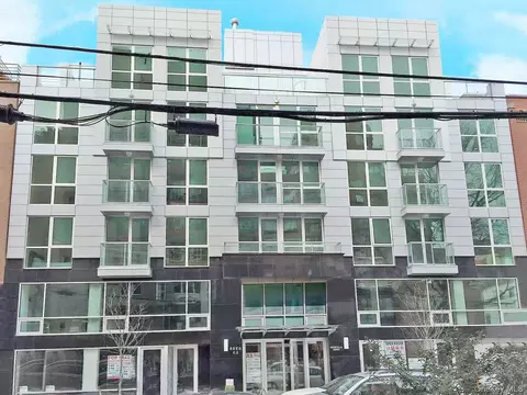 13215 41st Ave #3A, Flushing, NY 11354