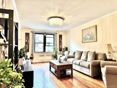 Living - 150-25 72nd Rd #4C, Flushing, NY 11367 photo 1 of 3