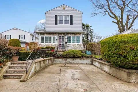 285 First St, Yonkers, NY 10704