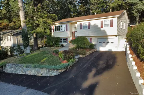 9 Prospect Pl, Ramapo, NY 10901