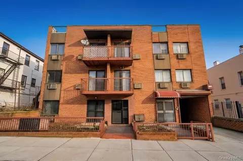 4211 108th St #1A, Corona, NY 11368