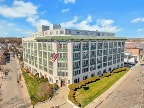 1 Landmark Sq #621, Port Chester, NY 10573