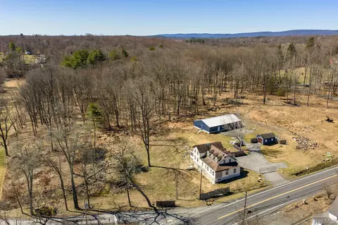 2823 State Route 52, Shawangunk, NY 12566