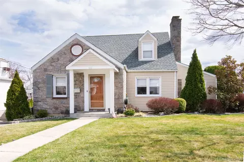 123 Hildreth Pl, Yonkers, NY 10704