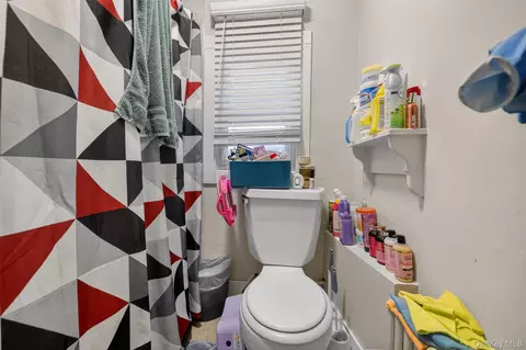 Bath - 113 Old Bay St, Peekskill, NY 10566 photo 2 of 2