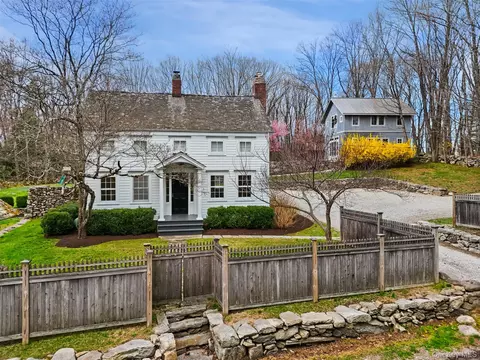 320 Long Ridge Rd, Pound Ridge, NY 10576