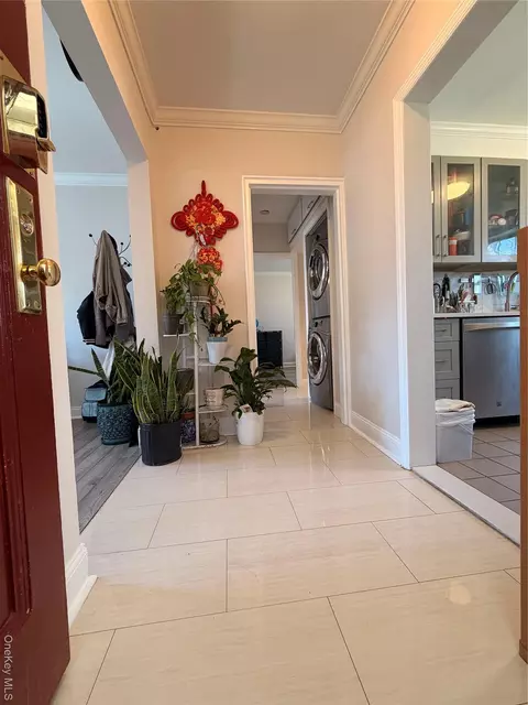 138-22 78th Ave #40F, Kew Gardens Hills, NY 11367