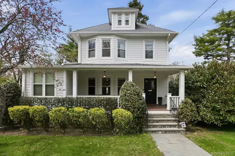 5 Dobbs Ter, Scarsdale, NY 10583