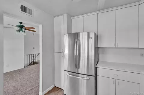 Entry Way - 228 Mariners Way, Copiague, NY 11726 photo 1 of 1