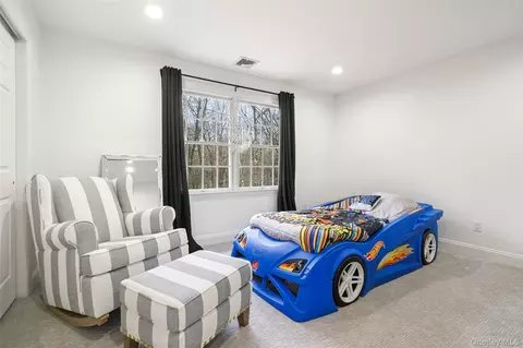 Bedroom - 31 Split Rock Rd, Pound Ridge, NY 10576 photo 4 of 4