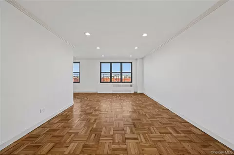 Living - 2835 Webb Ave #9E, New York, NY 10468 photo 6 of 8