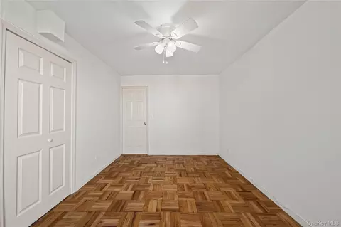 Bedroom - 2835 Webb Ave #9E, New York, NY 10468 photo 7 of 9