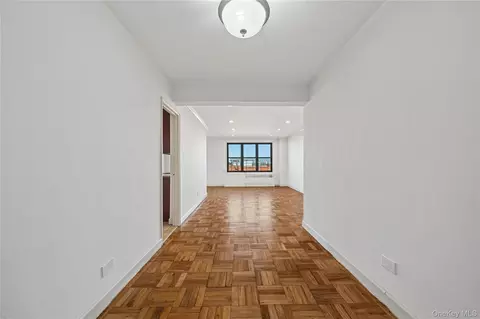 Living - 2835 Webb Ave #9E, New York, NY 10468 photo 3 of 8