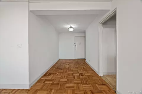 Living - 2835 Webb Ave #9E, New York, NY 10468 photo 5 of 8