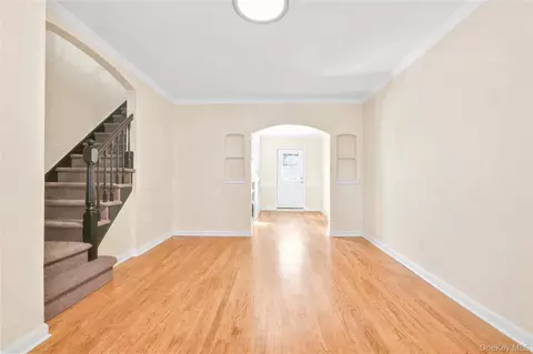 Living - 136-76 71st Rd, Flushing, NY 11367 photo 3 of 6
