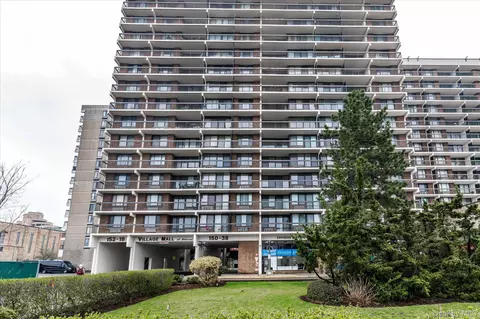 15038 Union Tpke #2H, New York, NY 11367