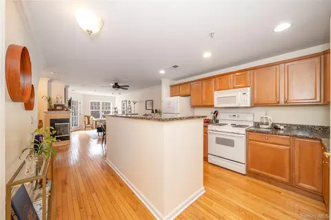 Kitchen - 115 Viewpoint Ter, Peekskill, NY 10566 photo 2 of 2