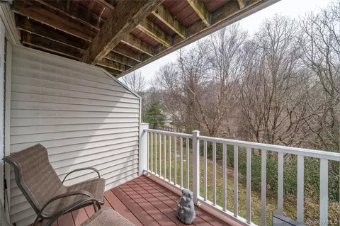 Exterior - 115 Viewpoint Ter, Peekskill, NY 10566 photo 4 of 8