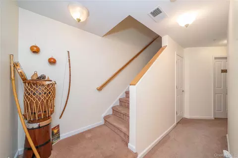 Entry Way - 115 Viewpoint Ter, Peekskill, NY 10566 photo 3 of 3