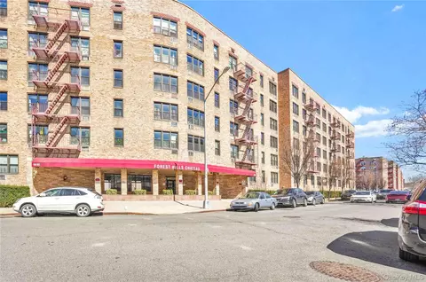 58-03 Calloway St #5E, New York, NY 11368