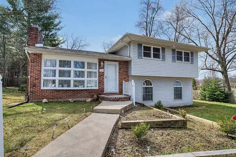 514 Kings Hwy, Clarkstown, NY 10989