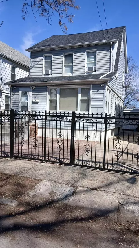 11633 198 Th St, Saint Albans, NY 11412