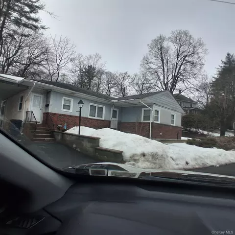 18 York Ave, Monticello, NY 12701
