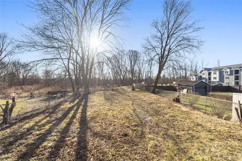 Exterior - 96 Creek Rd, Poughkeepsie, NY 12601 photo 7 of 9