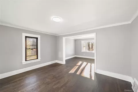 Living - 96 Creek Rd, Poughkeepsie, NY 12601 photo 3 of 6