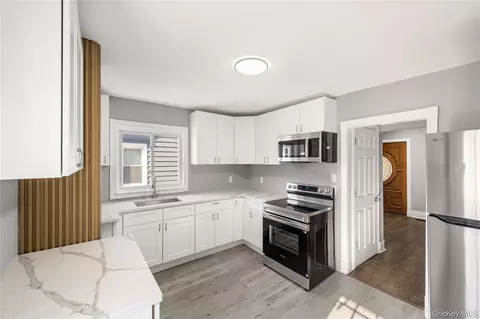 Kitchen - 96 Creek Rd, Poughkeepsie, NY 12601 photo 1 of 1