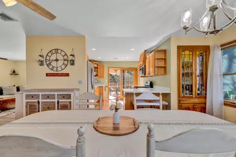 65 Jay St, Stony Point, NY 10980