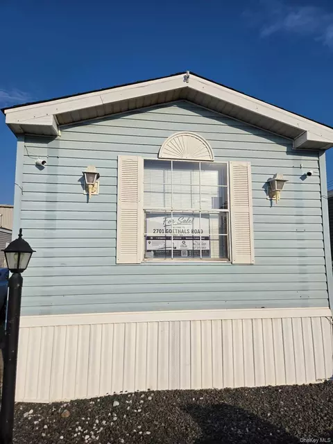 2701 Goethals Rd N #H4, Staten Island, NY 10303