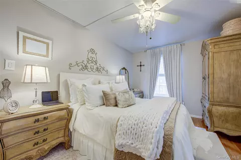 84-39 153rd Ave #2F, Howard Beach, NY 11414