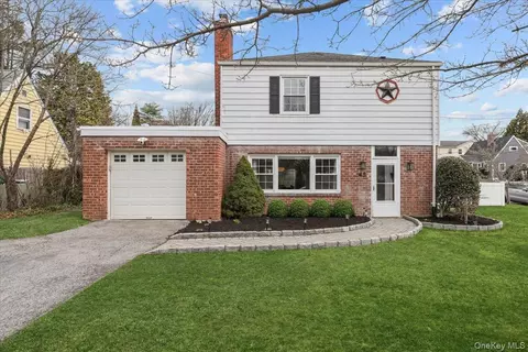 43 Joyce Rd, Eastchester, NY 10709