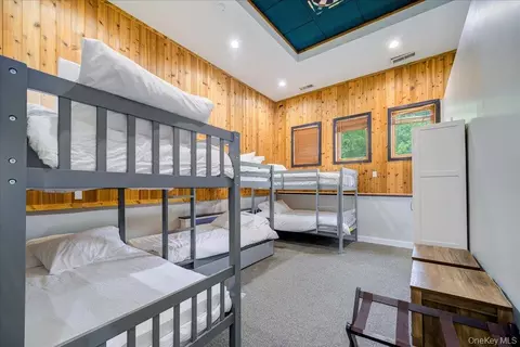 Bedroom - 399 Gregory Rd, Thompson, NY 12701 photo 3 of 5