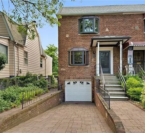 2561 Eastchester Rd, New York, NY 10469
