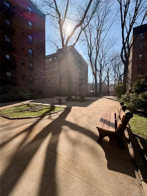 32-22 91 St #106, East Elmhurst, NY 11369
