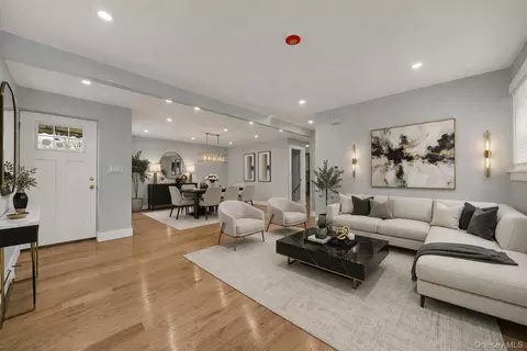 1616 Hammersley Ave, New York, NY 10469