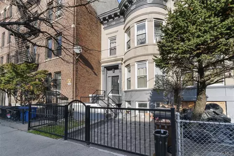 2543 Bedford Ave, Brooklyn, NY 11226