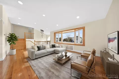 Living - 38 S Oaks Blvd, Plainview, NY 11803 photo 5 of 11