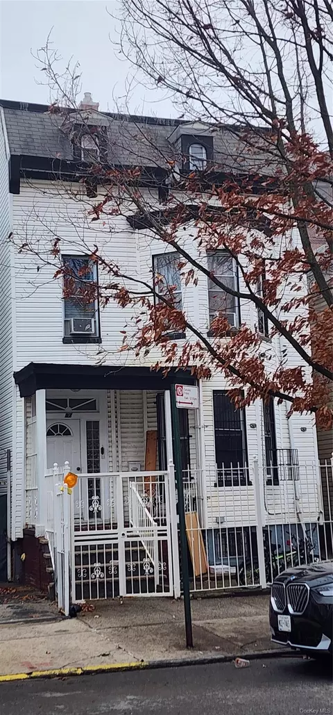 97 Elton St, Brooklyn, NY 11208