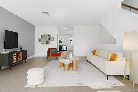 Living - 710 Main St, Peekskill, NY 10566 photo 1 of 6