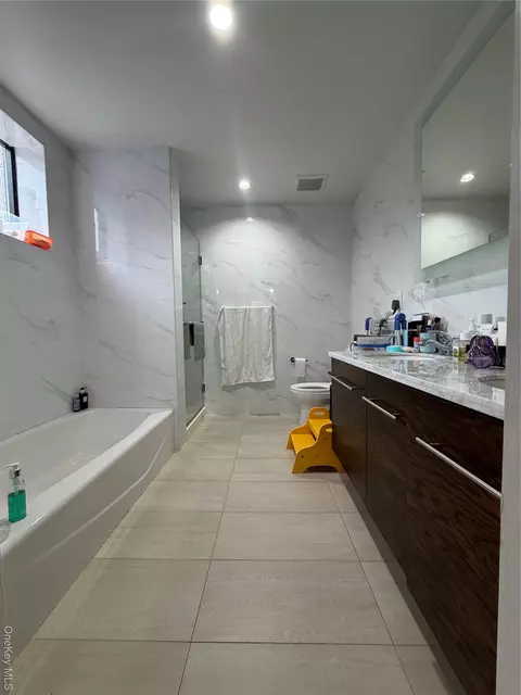 13646 41st Ave #2E, New York, NY 11355 photo 9