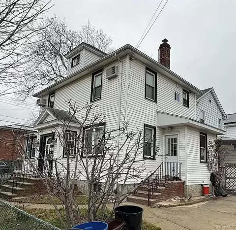14418 Negundo Ave, Flushing, NY 11355