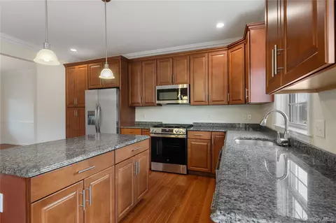 Kitchen - 9 Ralph Brach Dr, Shawangunk, NY 12589 photo 3 of 3