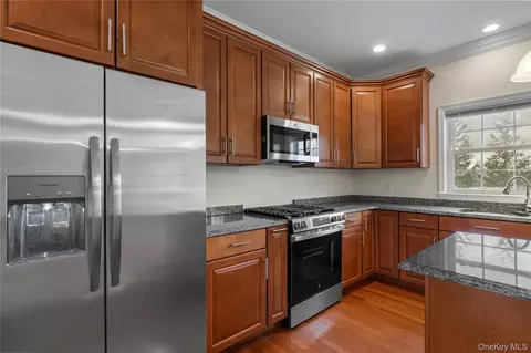 Kitchen - 9 Ralph Brach Dr, Shawangunk, NY 12589 photo 2 of 3