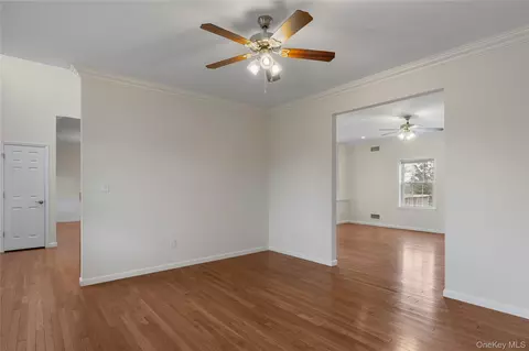 Living - 9 Ralph Brach Dr, Shawangunk, NY 12589 photo 5 of 6